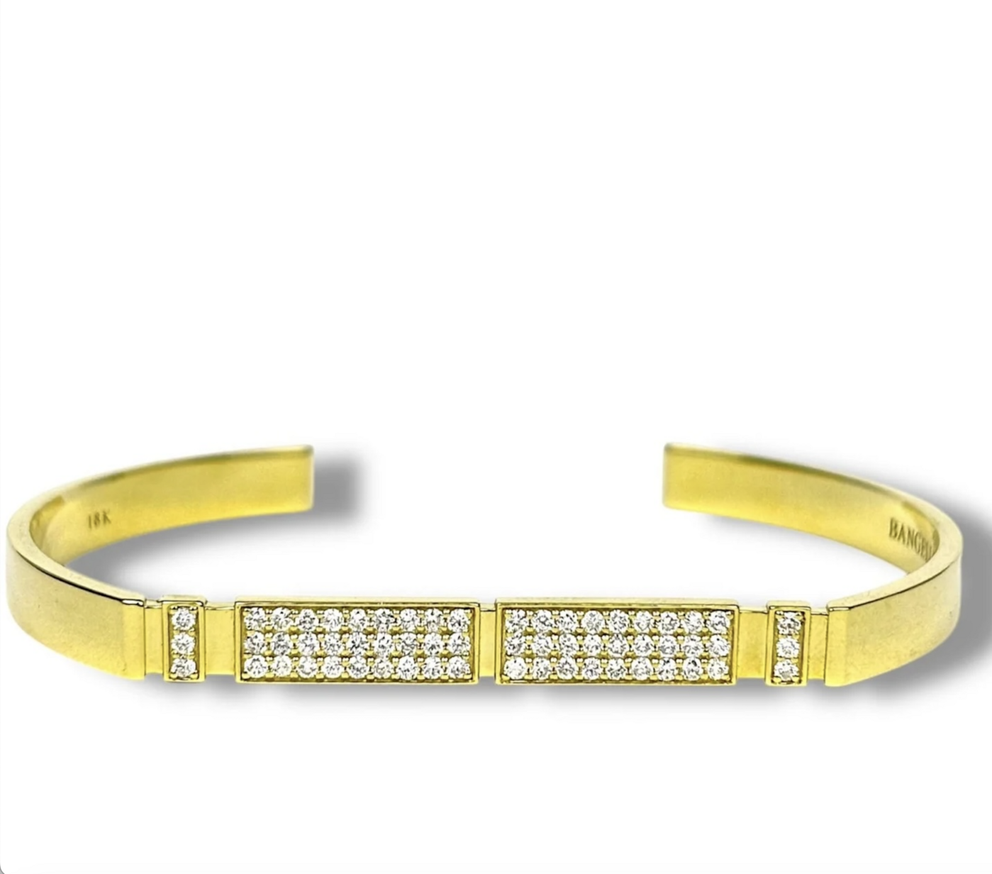 The Flat Pavé in 18K gold with diamonds, available in women’s and men’s sizes